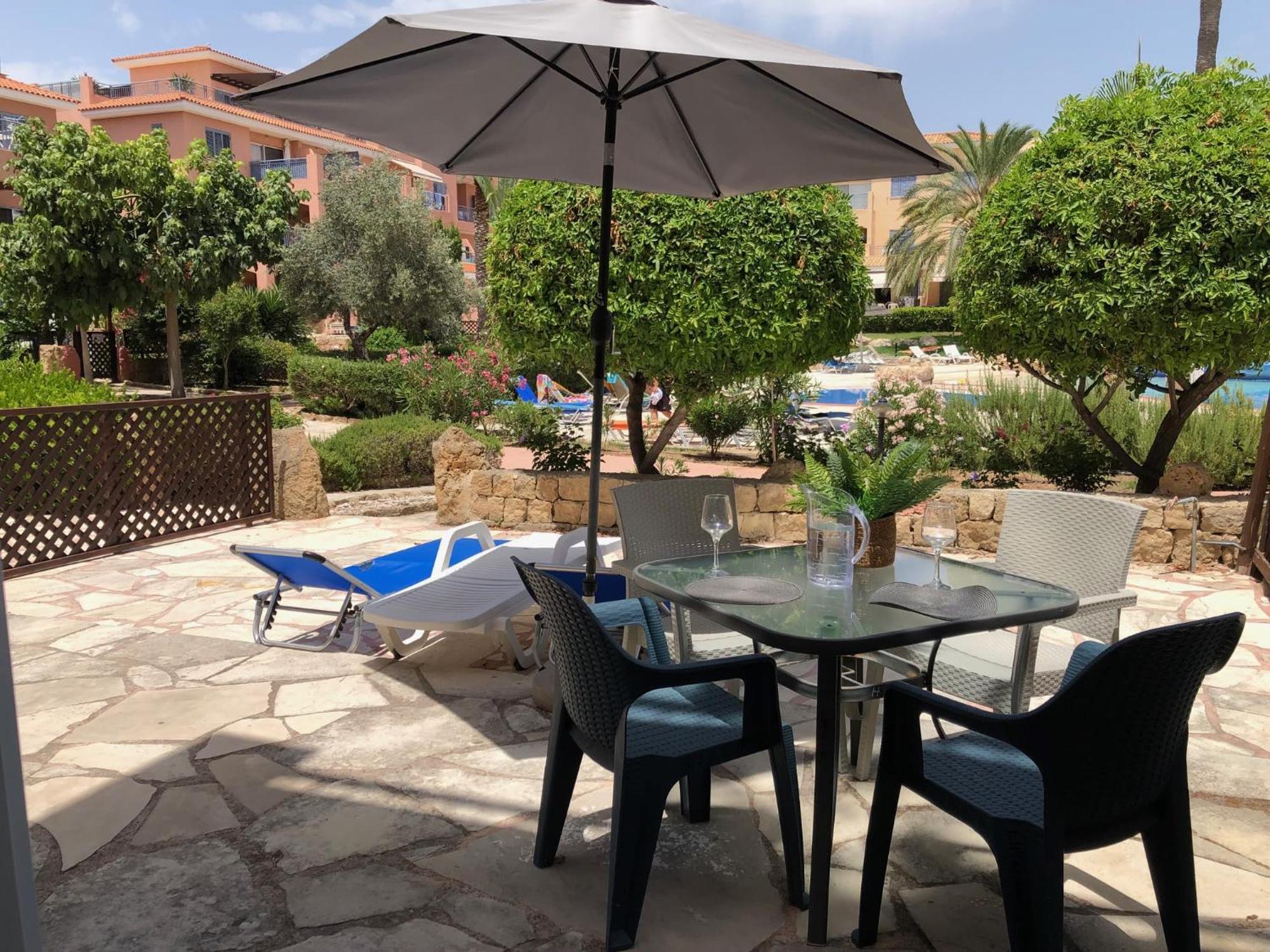 Stylish 1 Bedroom Apartment In Limnaria Gardens Πάφος Εξωτερικό φωτογραφία
